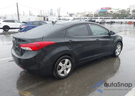 2013 Hyundai Elantra Gls/Limited from USA, damaged, VIN KMHDH4AE1DU585290